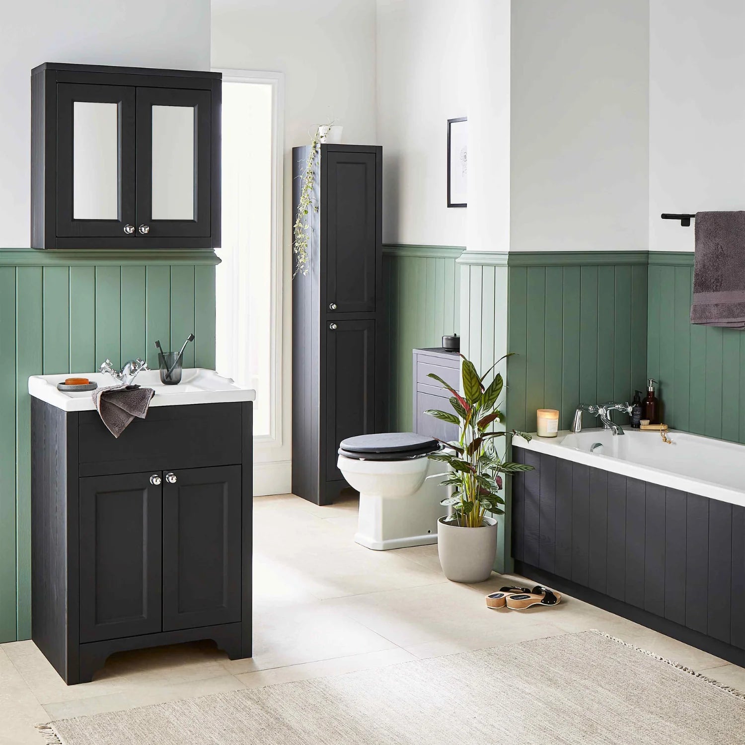 How to Style Black Free-Standing Baths