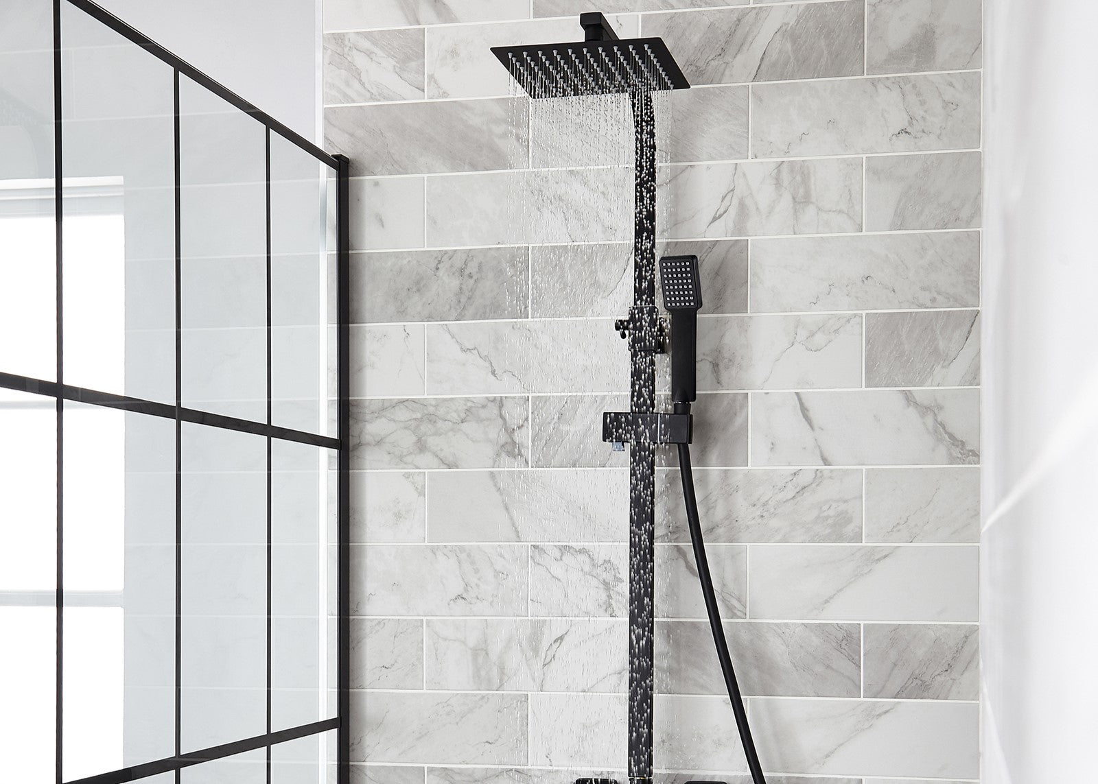 How Does a Thermostatic Shower Valve Operate?